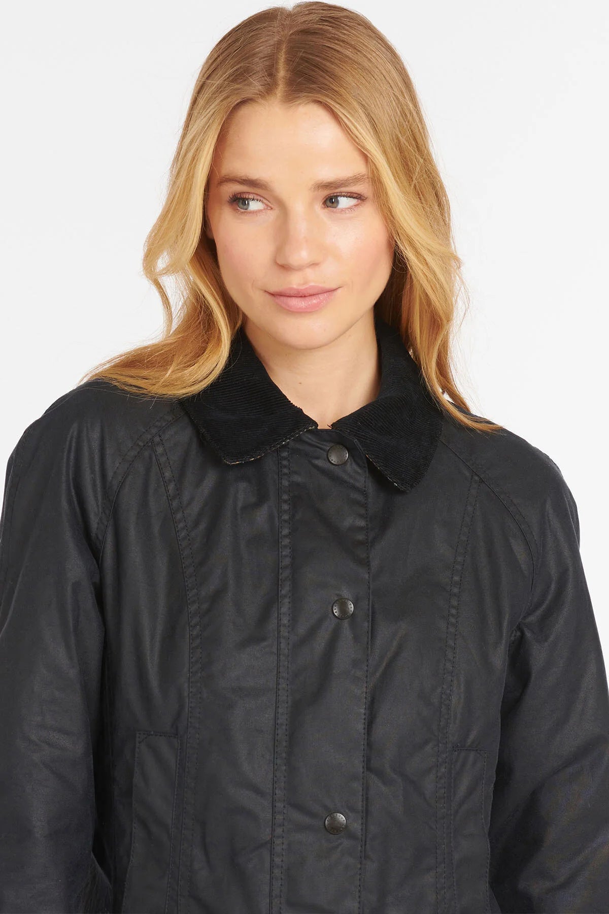 Beadnell Wax Jacket - NAVY